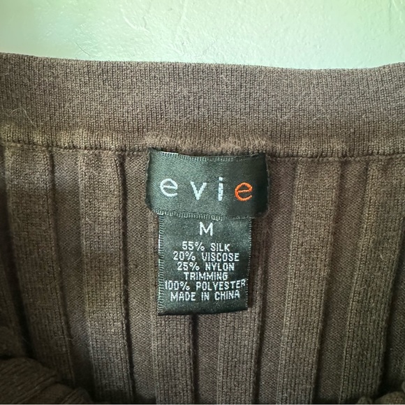 EVIE Ruffled Sequin Tank Top - Picture 5 of 5